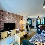 Le Repos De Mere - House Near The Center Tatil Evi