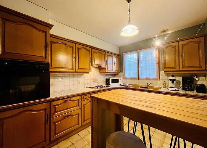 Le Repos De Mere - House Near The Center *